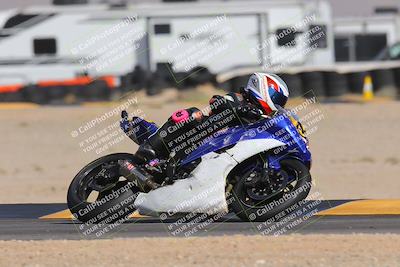media/Nov-19-2023-CVMA (Sun) [[1f3d1b7ccb]]/Race 5 Amateur Formula Middleweight/